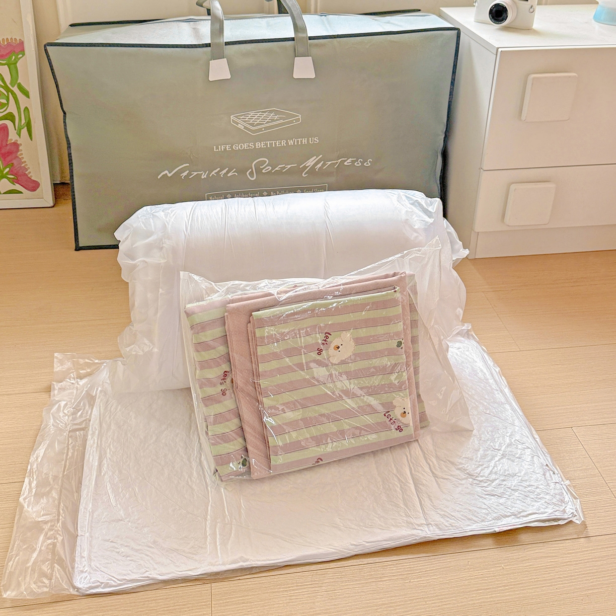 91家纺网 家纺一手货源 找家纺 （总）小豚鼠 2025纯棉13372学生三件套全棉宿舍六件套(收纳袋）（顺丰代发）