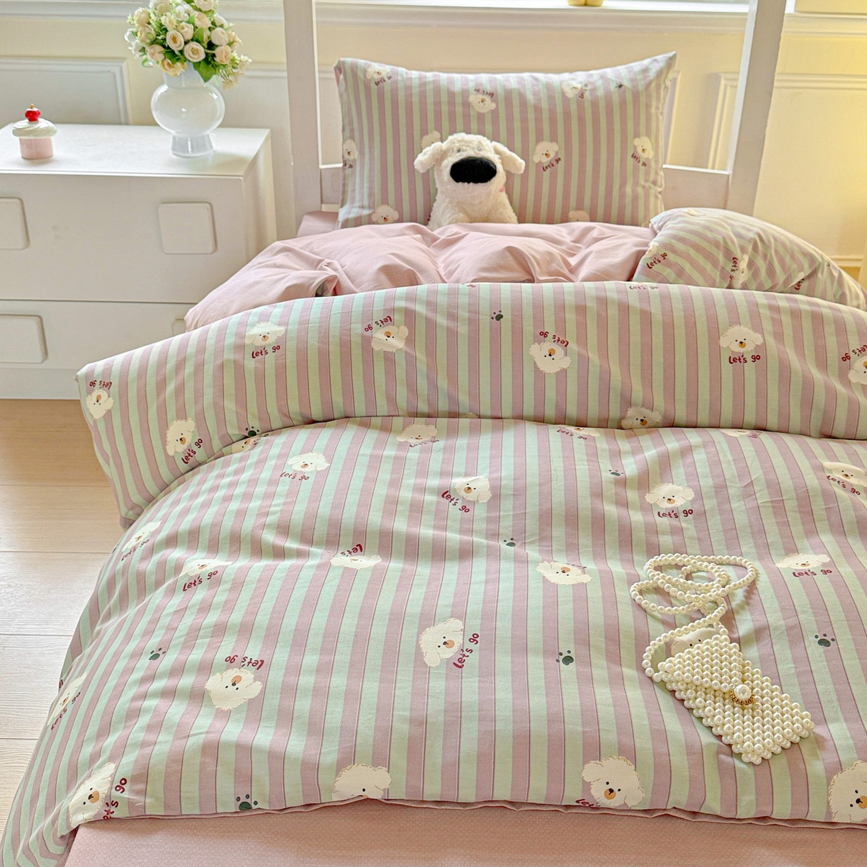 91家纺网 家纺一手货源 找家纺 小豚鼠 2025纯棉13372学生三件套全棉宿舍六件套(收纳袋）（顺丰代发） 努力小狗