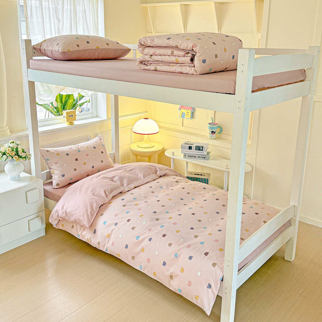 91家纺网 家纺一手货源 找家纺 小豚鼠 2025纯棉13372学生三件套全棉宿舍六件套(收纳袋）（顺丰代发） 熊豆豆-粉