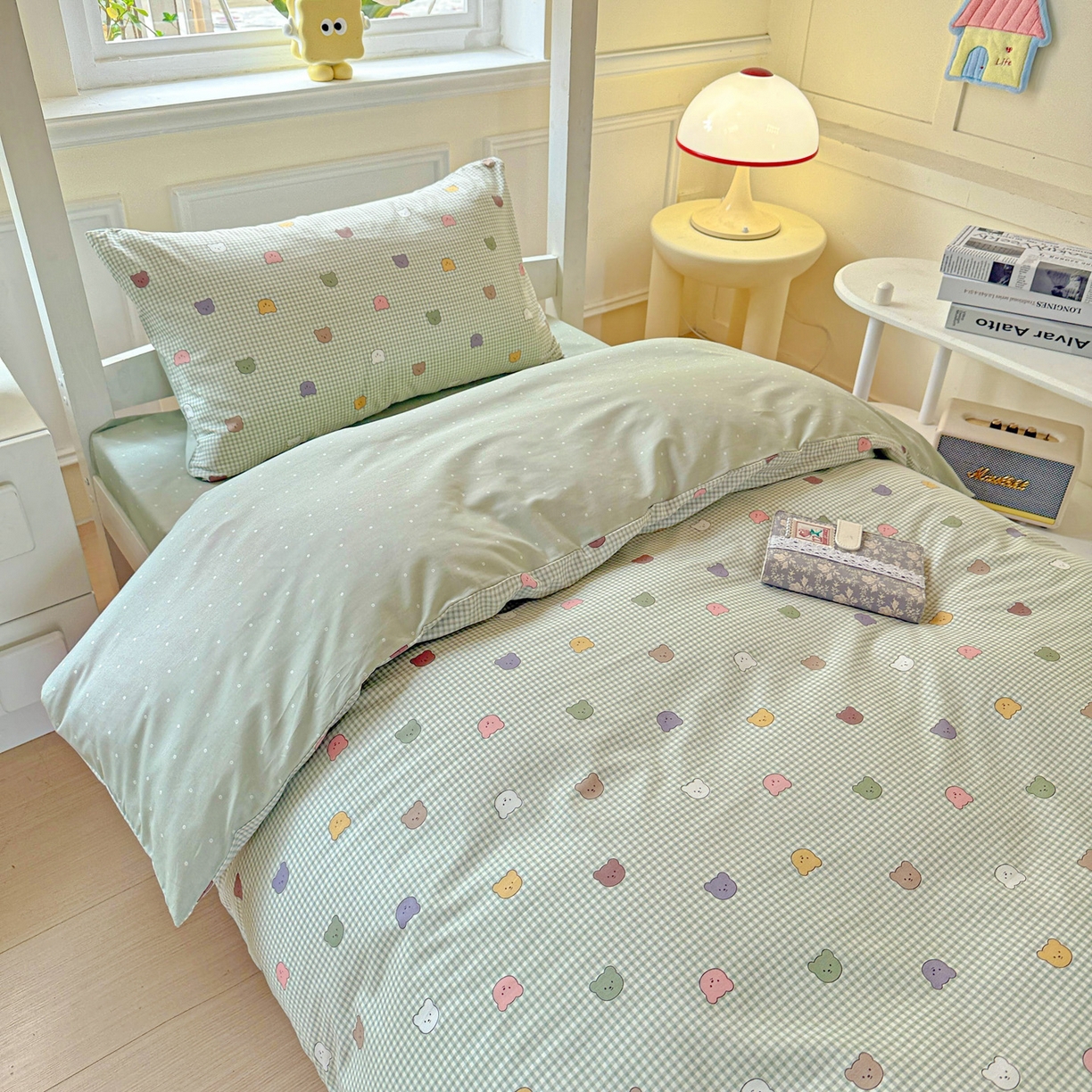 91家纺网 家纺一手货源 找家纺 小豚鼠 2025纯棉13372学生三件套全棉宿舍六件套(收纳袋）（顺丰代发） 熊豆豆-绿