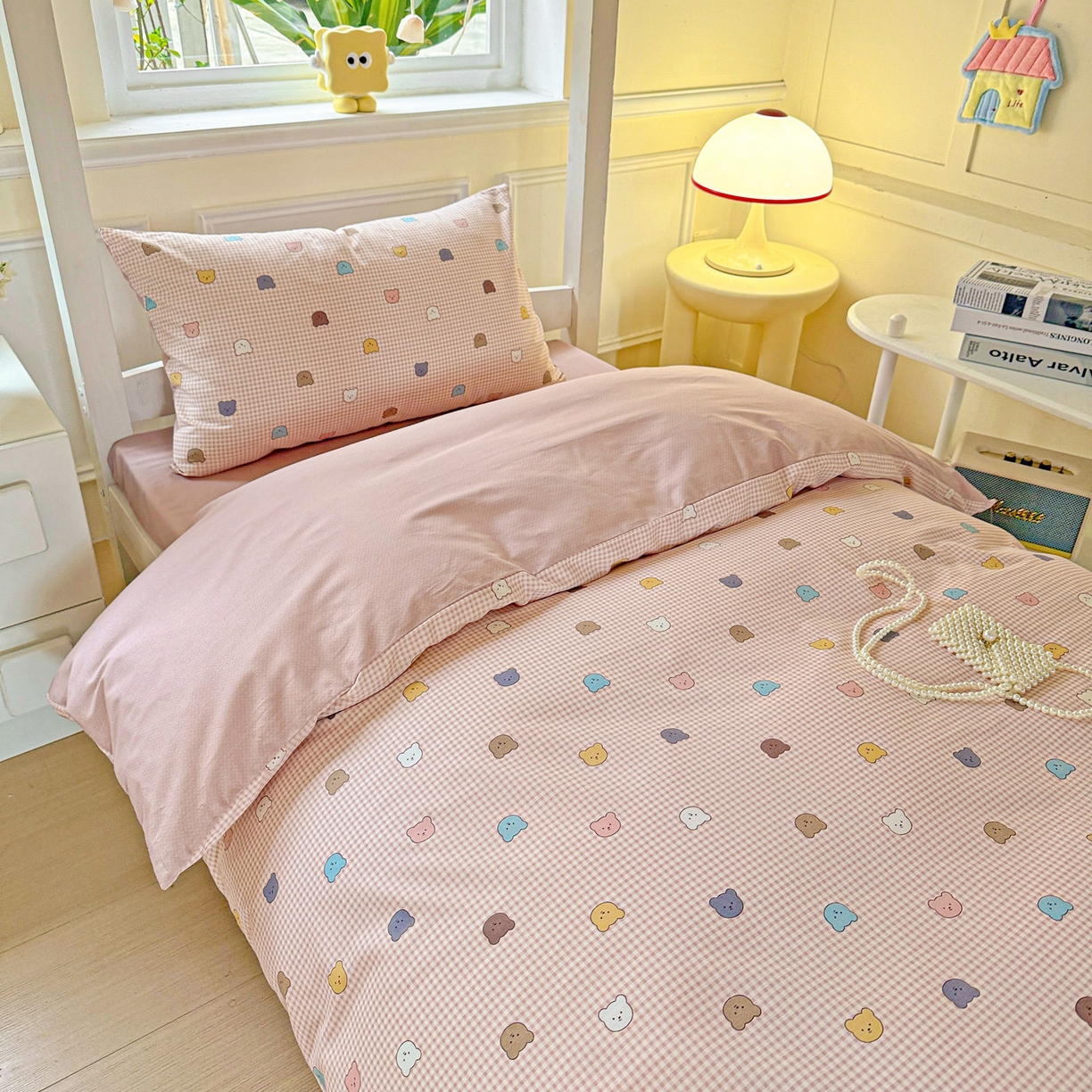 91家纺网 家纺一手货源 找家纺 小豚鼠 2025纯棉13372学生三件套全棉宿舍六件套(收纳袋）（顺丰代发） 熊豆豆-粉