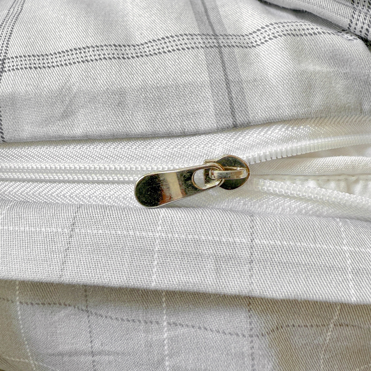 91家纺网 家纺一手货源 找家纺 小豚鼠 2025纯棉13372学生三件套全棉宿舍六件套(收纳袋）（顺丰代发） 马德里-灰