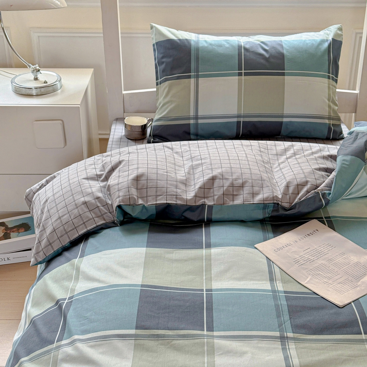 91家纺网 家纺一手货源 找家纺 小豚鼠 2025纯棉13372学生三件套全棉宿舍六件套(收纳袋）（顺丰代发） 方格蓝