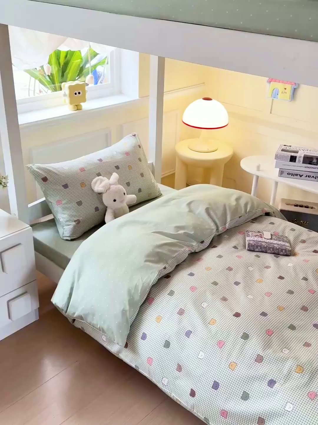 91家纺网 家纺一手货源 找家纺 小豚鼠 2025纯棉13372学生三件套全棉宿舍六件套(收纳袋）（顺丰代发） 熊豆豆-绿