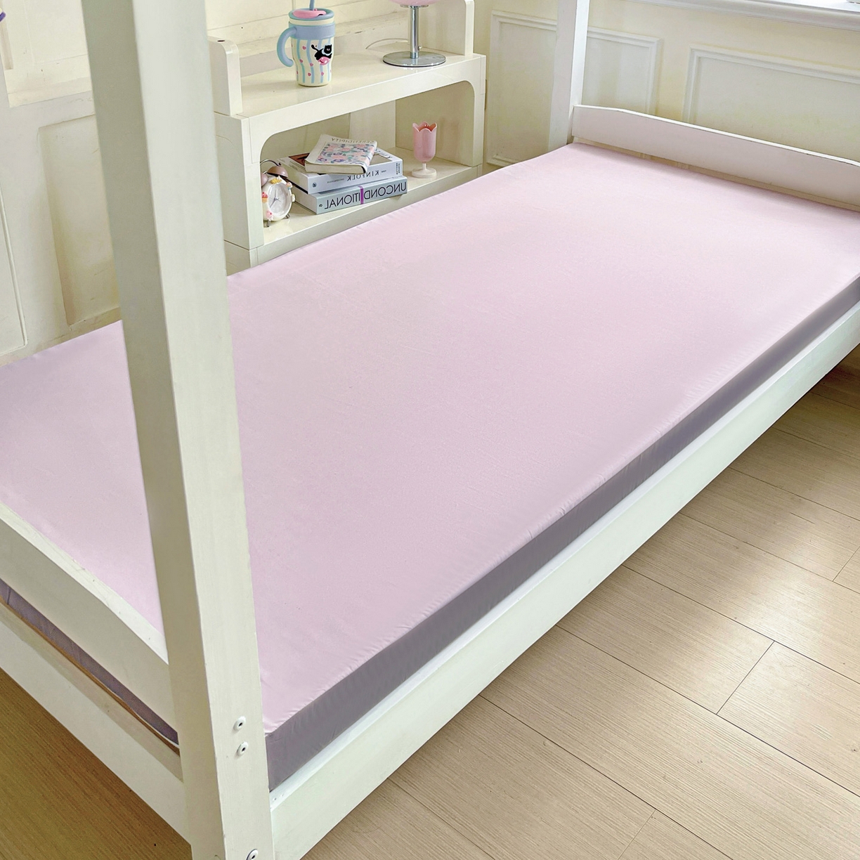 91家纺网 家纺一手货源 找家纺 小豚鼠 2025新款学生季蛋壳压花床垫记忆棉床垫学生宿舍软垫海绵垫子 藕灰粉