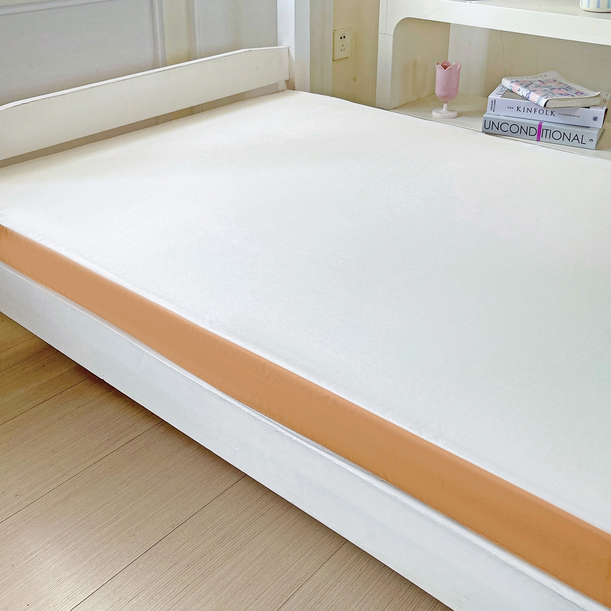 91家纺网 家纺一手货源 找家纺 小豚鼠 2025新款学生季蛋壳压花床垫记忆棉床垫学生宿舍软垫海绵垫子 活力橙