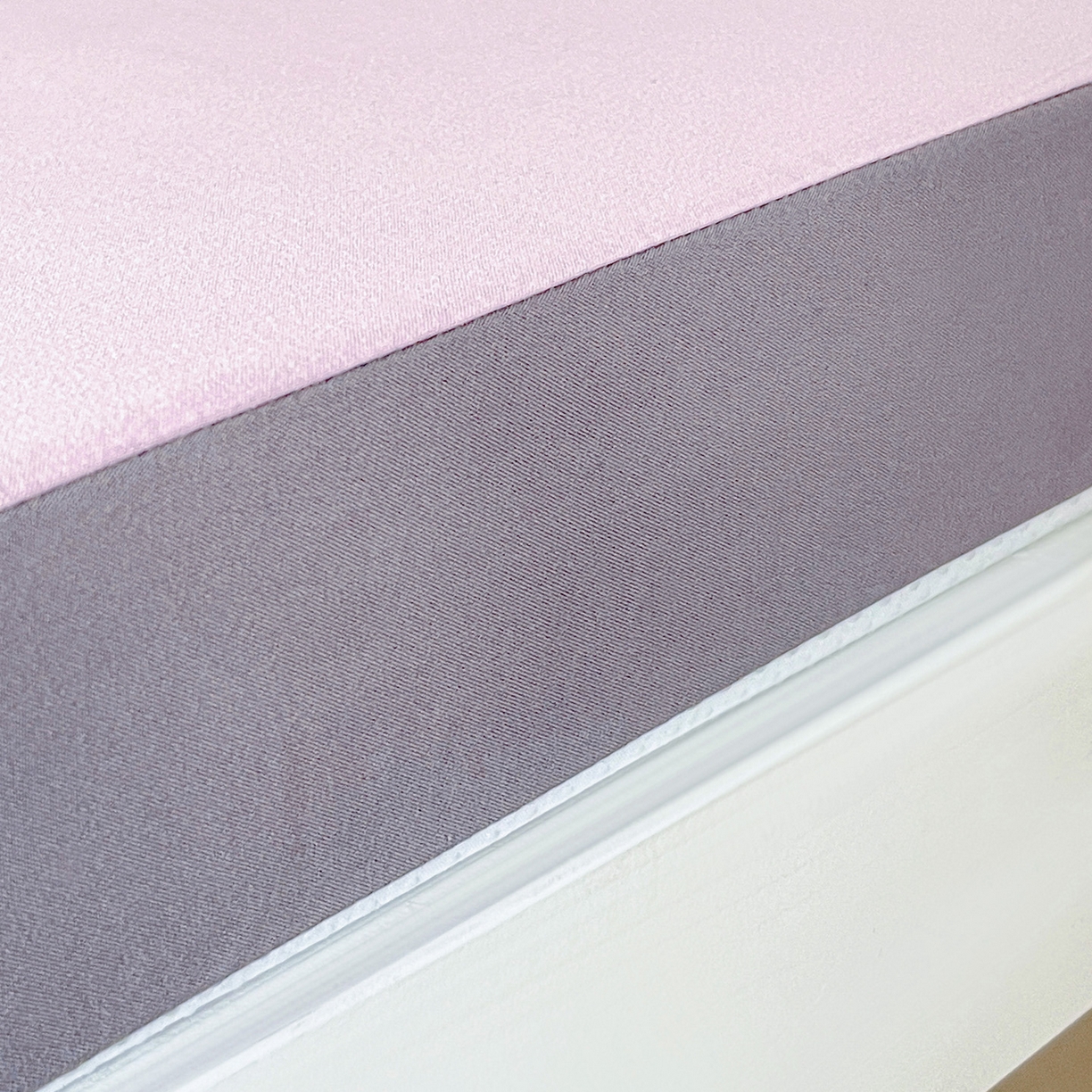 91家纺网 家纺一手货源 找家纺 小豚鼠 2025新款学生季蛋壳压花床垫记忆棉床垫学生宿舍软垫海绵垫子 藕灰粉