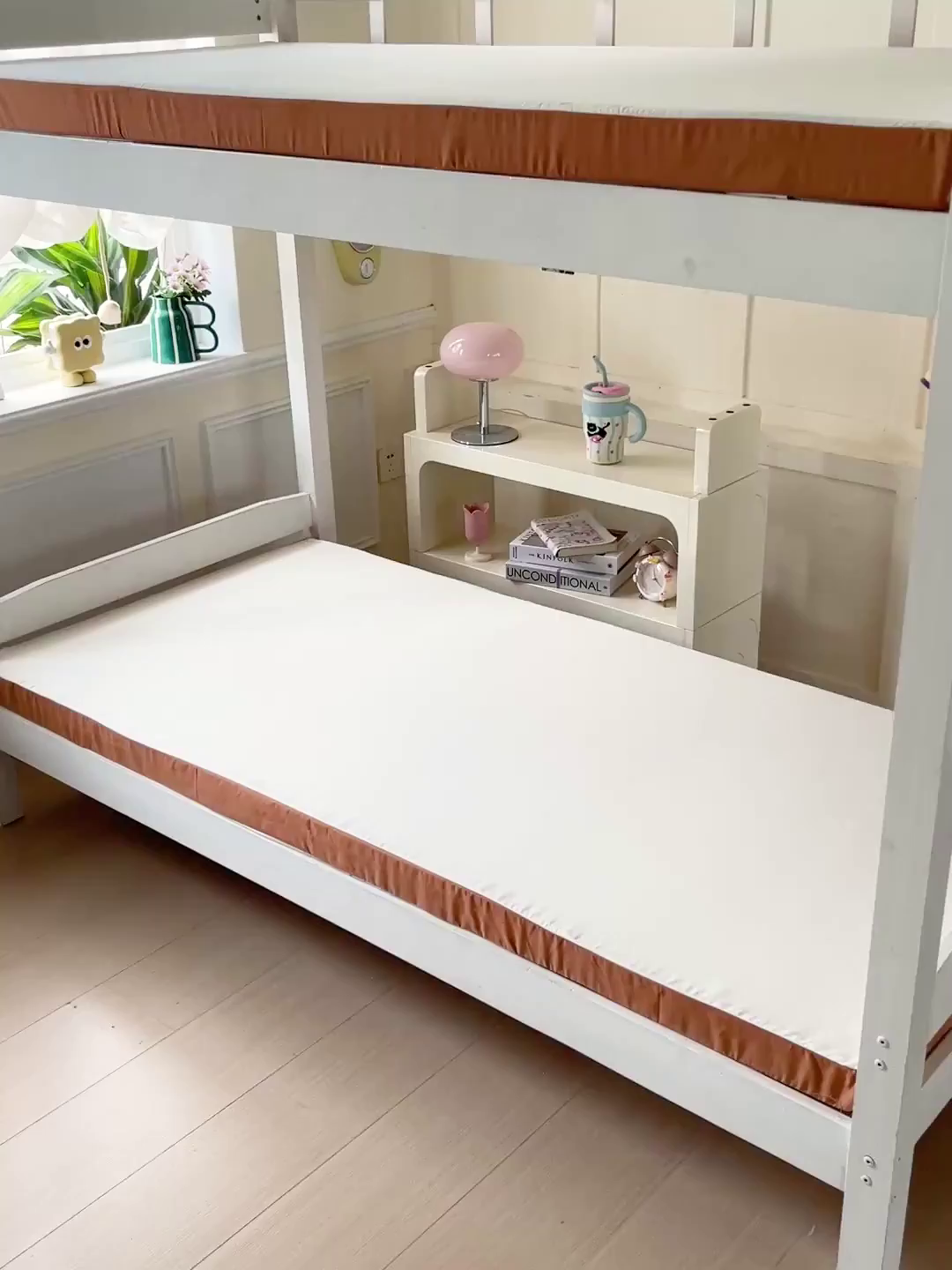 91家纺网 家纺一手货源 找家纺 （总）小豚鼠 2025新款学生季蛋壳压花床垫记忆棉床垫学生宿舍软垫海绵垫子