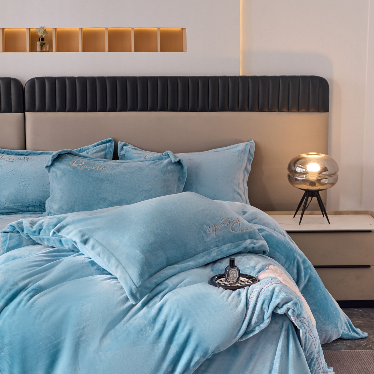 91家纺网 家纺一手货源 找家纺 （总）卡诗兰 2026新款保暖牛奶绒四件套-花影