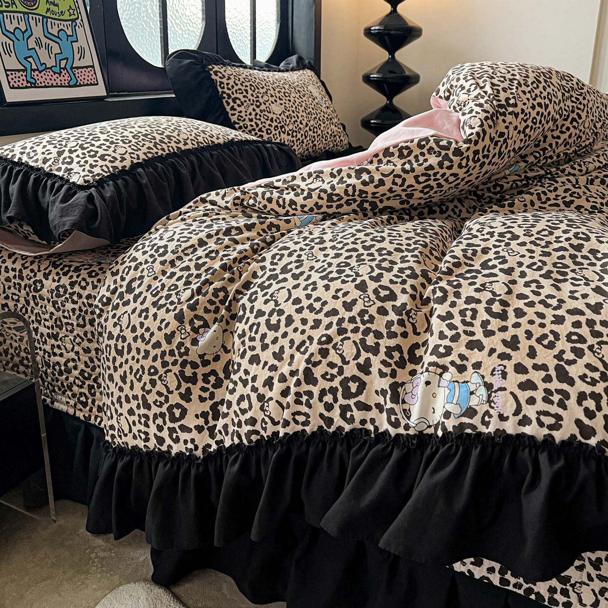 91家纺网 家纺一手货源 找家纺 富米莱（原臻工厂） 2026新款法式赫本风大花边A类古法仿棉云感纱床盖床裙四件套 豹纹猫咪