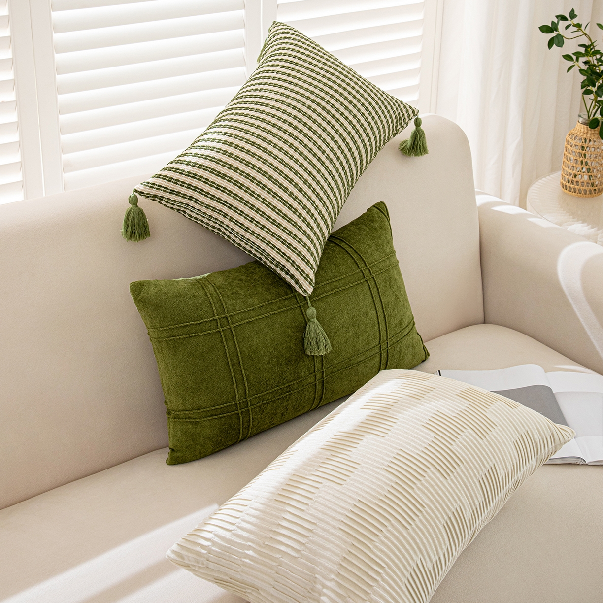 91家纺网 家纺一手货源 找家纺 沐沐家纺 2026新款中古风抱枕 平行空间绿