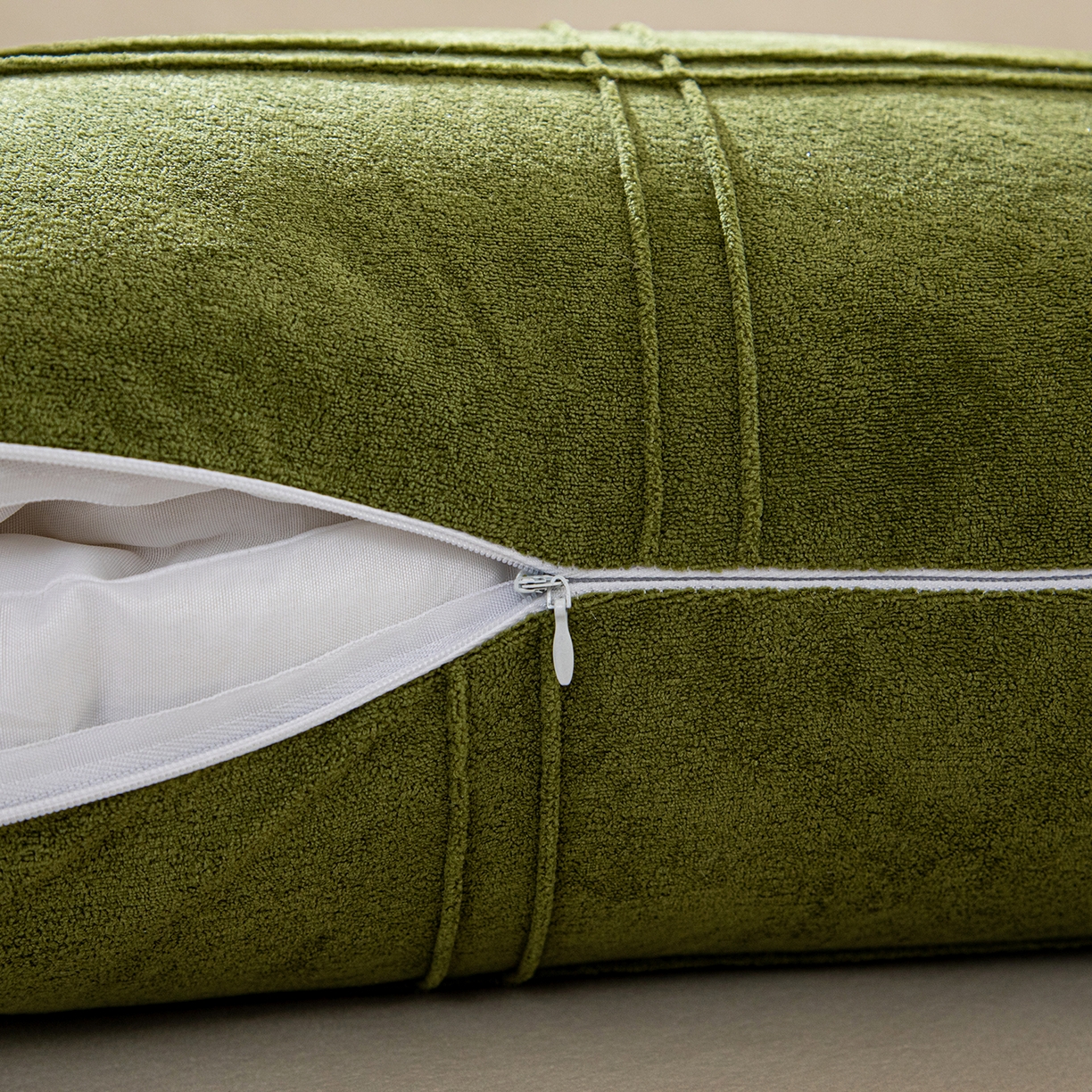 91家纺网 家纺一手货源 找家纺 沐沐家纺 2026新款中古风抱枕 平行空间绿