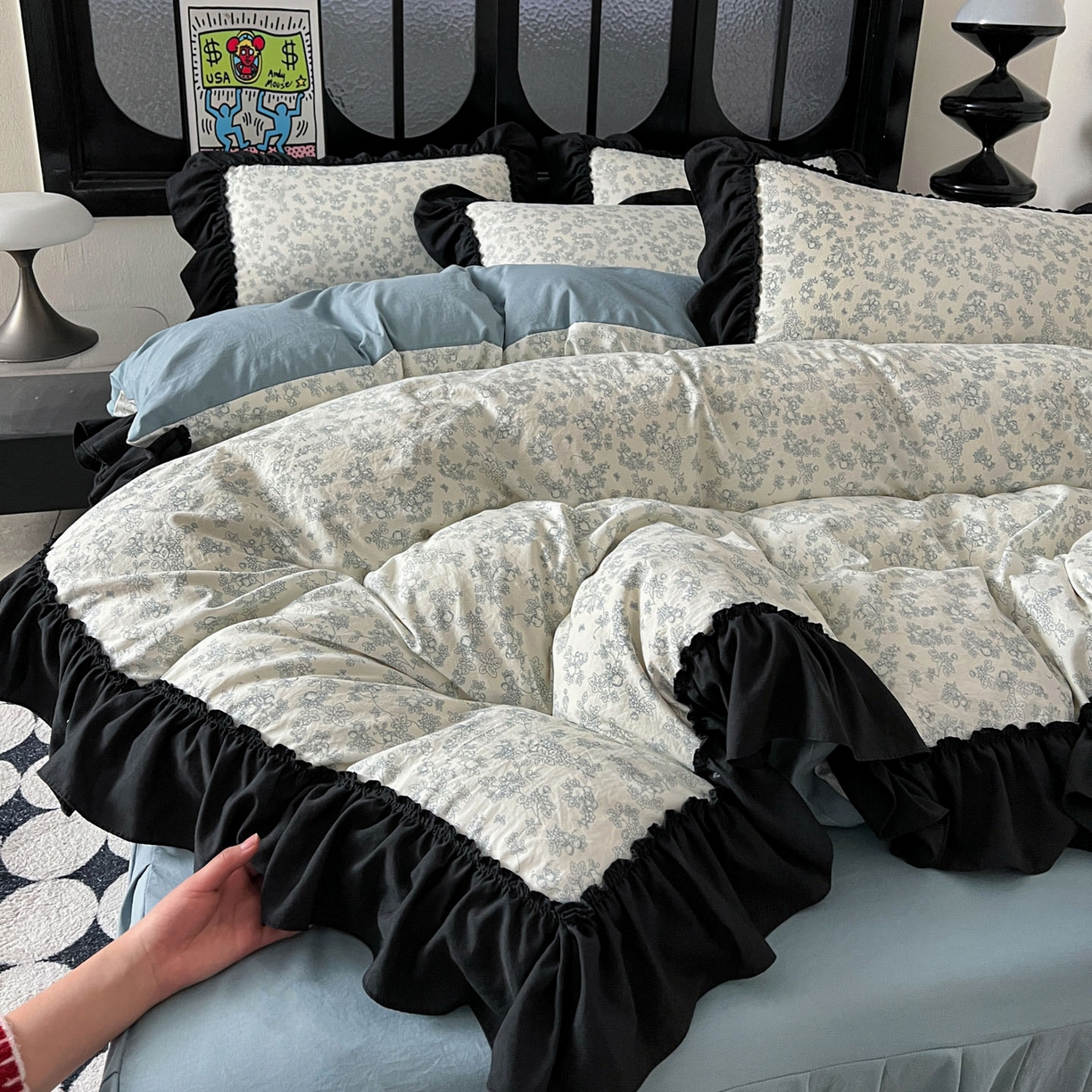 91家纺网 家纺一手货源 找家纺 富米莱（原臻工厂） 2026新款法式赫本风大花边A类古法仿棉云感纱床盖床裙四件套 兰絮语