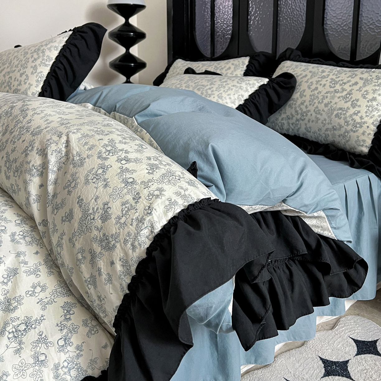 91家纺网 家纺一手货源 找家纺 富米莱（原臻工厂） 2026新款法式赫本风大花边A类古法仿棉云感纱床盖床裙四件套 兰絮语