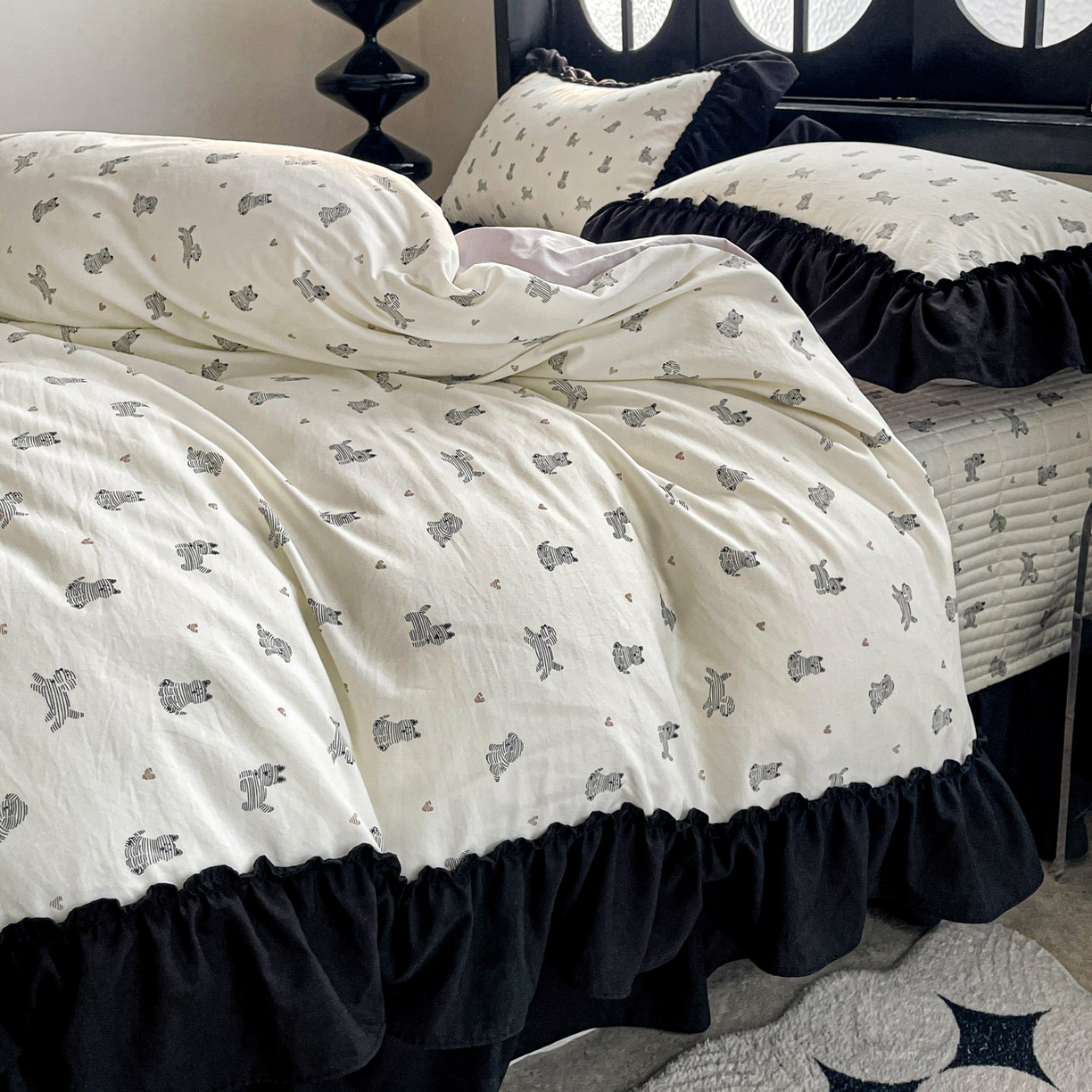 91家纺网 家纺一手货源 找家纺 富米莱（原臻工厂） 2026新款法式赫本风大花边A类古法仿棉云感纱床盖床裙四件套 恰恰狗