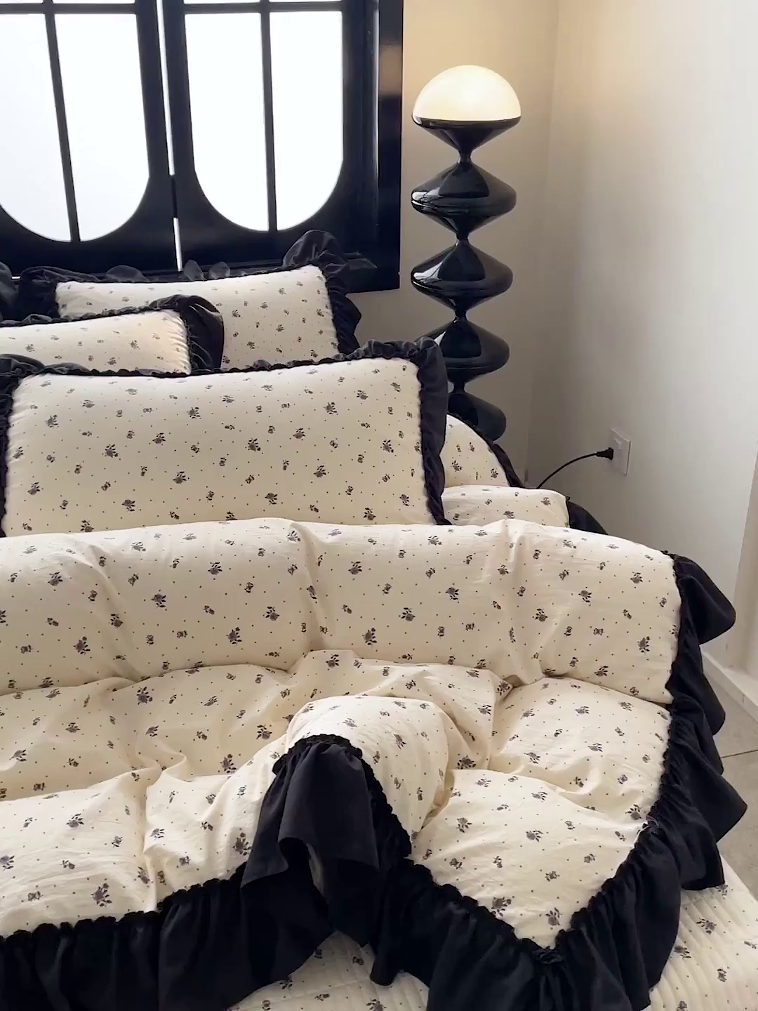 91家纺网 家纺一手货源 找家纺 富米莱（原臻工厂） 2026新款法式赫本风大花边A类古法仿棉云感纱床盖床裙四件套 小玫瑰