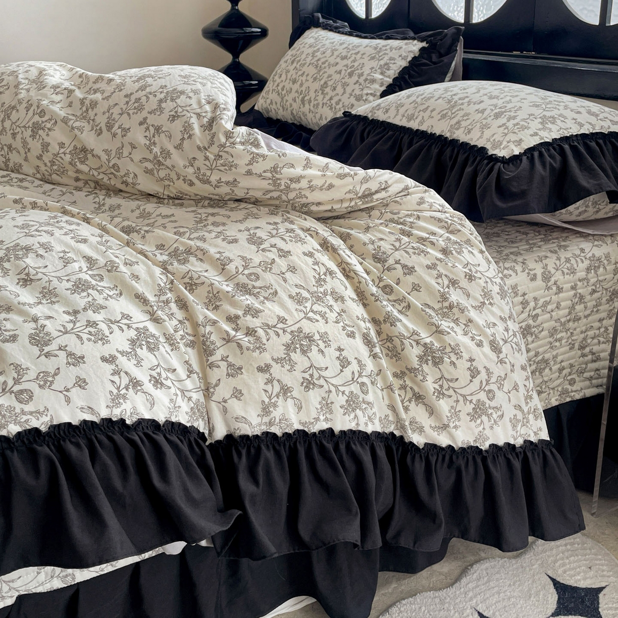 91家纺网 家纺一手货源 找家纺 富米莱（原臻工厂） 2026新款法式赫本风大花边A类古法仿棉云感纱床盖床裙四件套 星河入梦