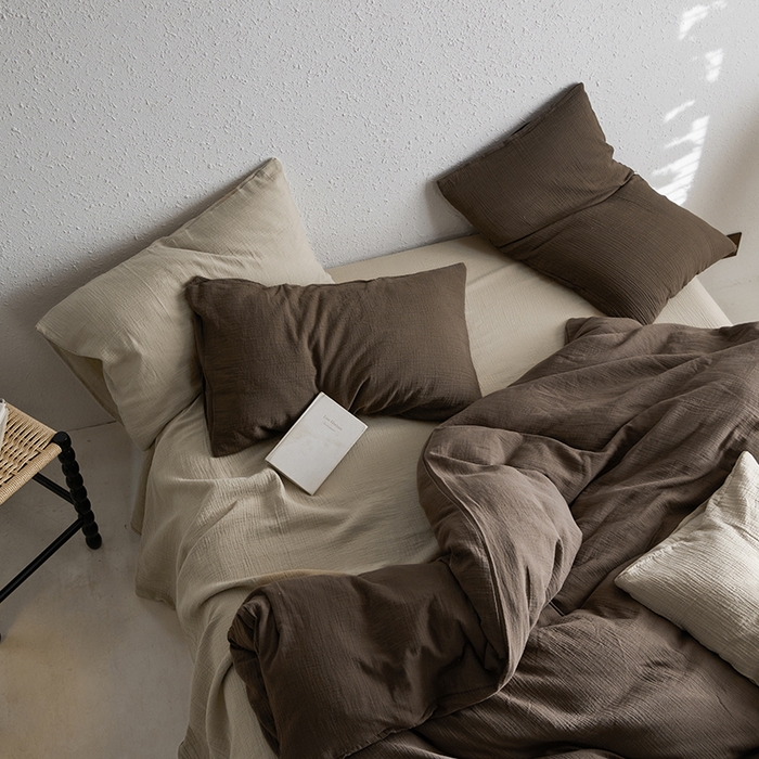 91家纺网 家纺一手货源 找家纺 山舍家居 2023新款美拉德色系双层纱四件套 沙茶栗