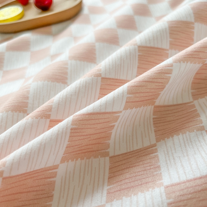 91家纺网 家纺一手货源 找家纺 赫然家纺 新款舒适柔软亲肤爆款芦荟棉四件套货源充足 棋盘格-粉