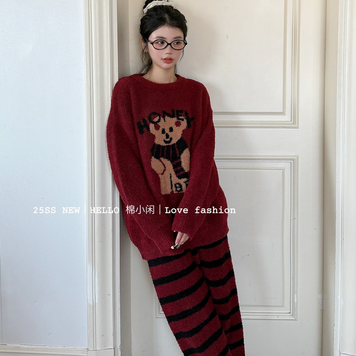 91家纺网 家纺一手货源 找家纺 （总）妍景家居生活馆 2026新款软绵绵条纹熊先生红家居服睡衣套装