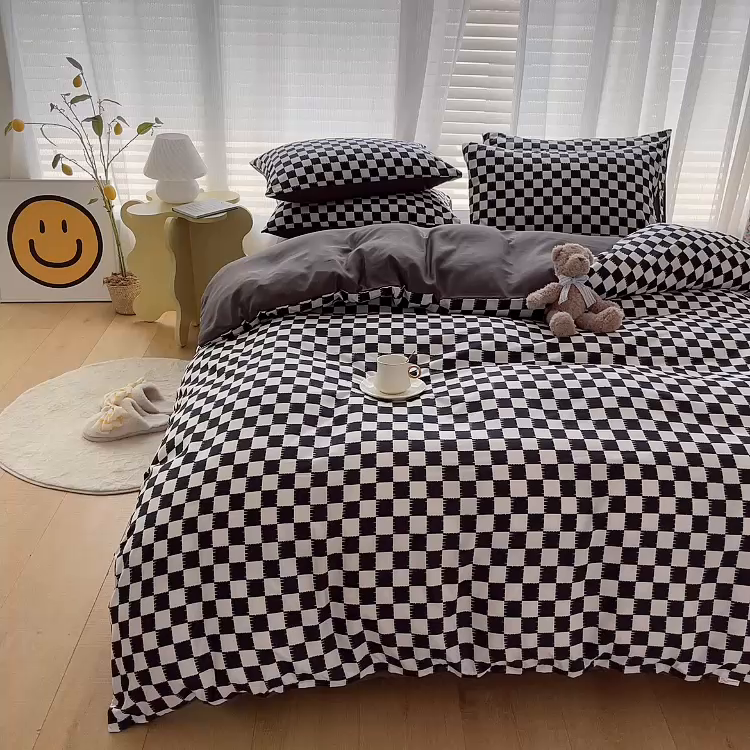 91家纺网 家纺一手货源 找家纺 赫然家纺 新款舒适柔软亲肤爆款芦荟棉四件套货源充足 棋盘格-黑