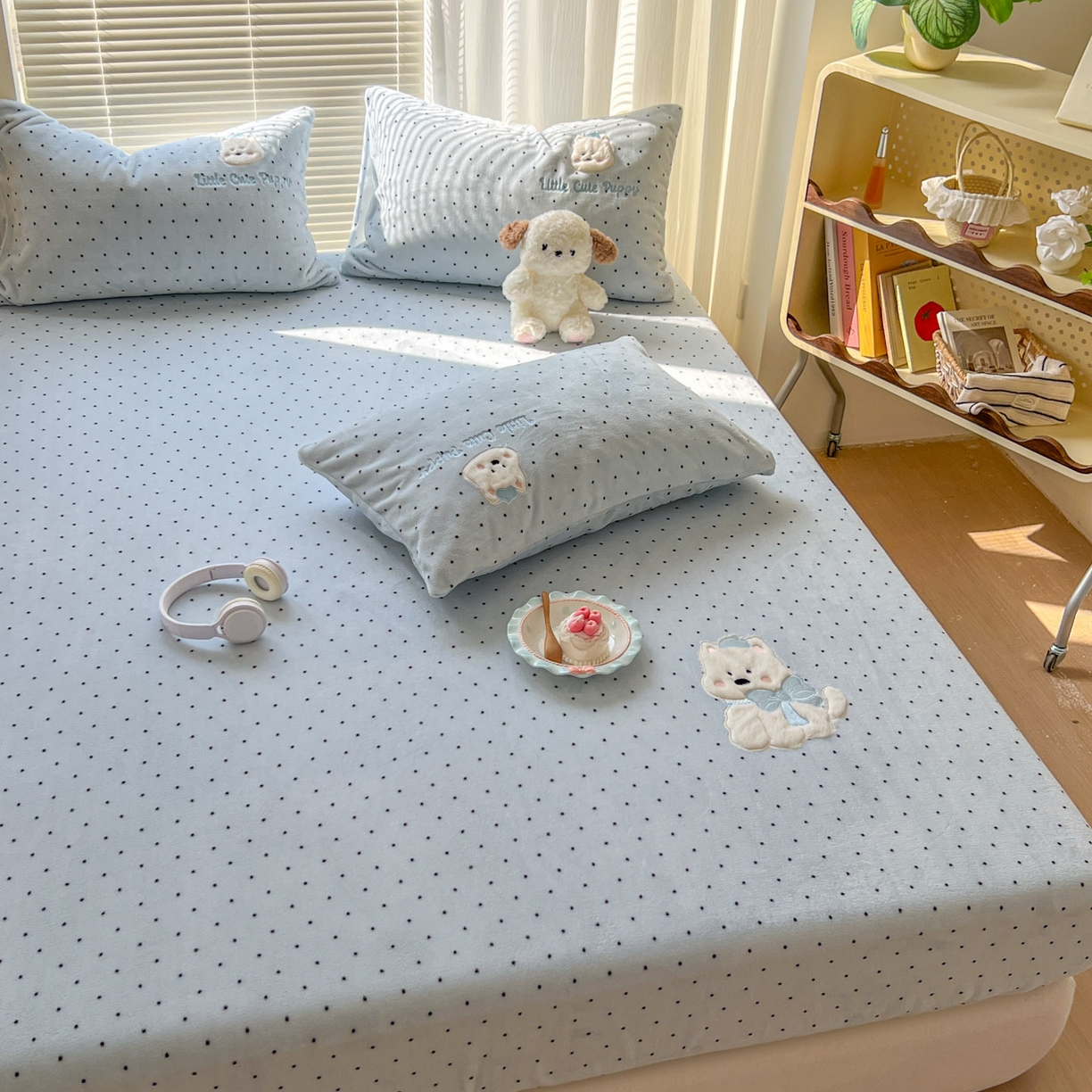 91家纺网 家纺一手货源 找家纺 （总）十里居 2026新款韩系牛奶绒兔毛贴布绣床笠三件套四件套