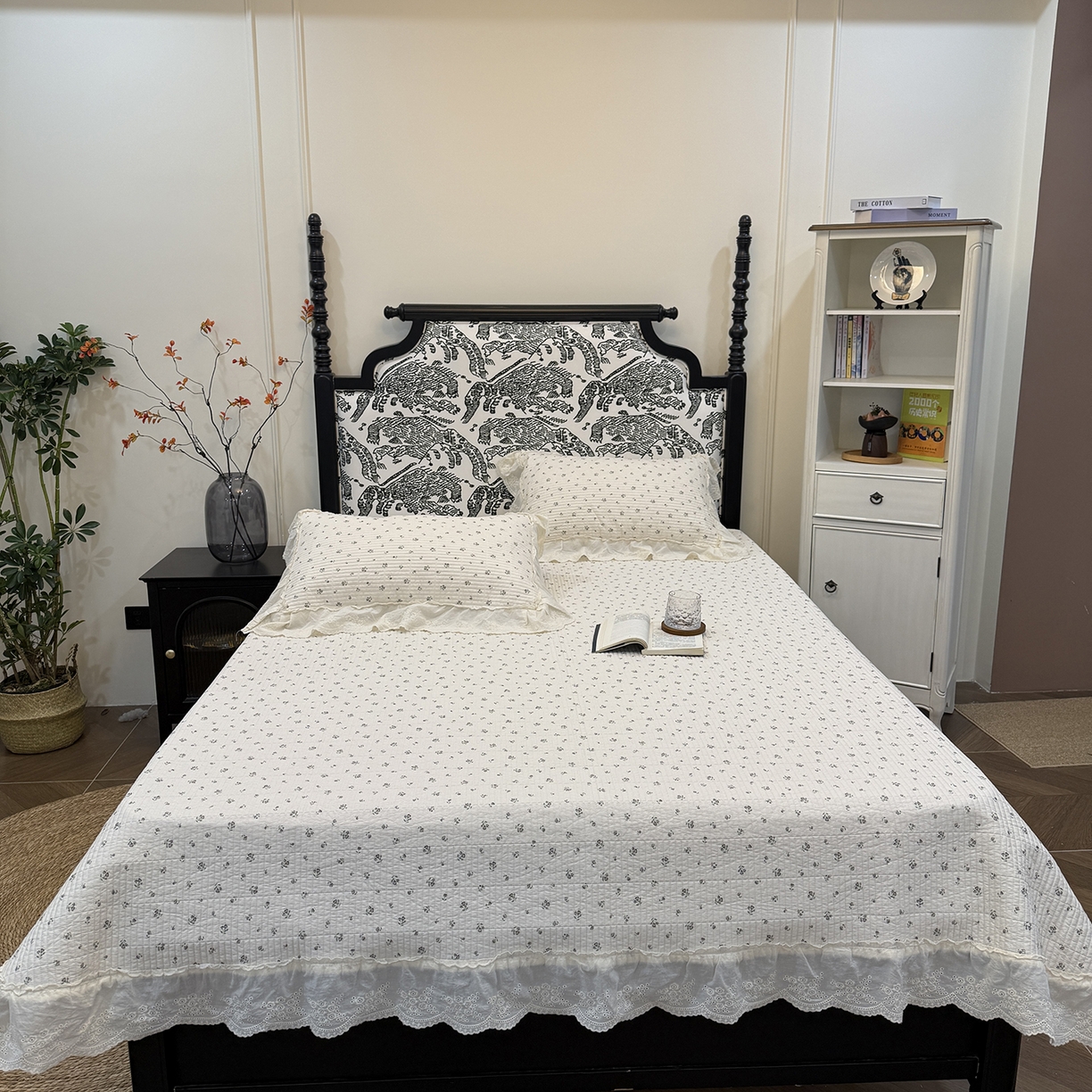 91家纺网 家纺一手货源 找家纺 床盖工厂店 2026新款韩式田园小碎花系双面全棉花边床盖三件套 桃幸一咖