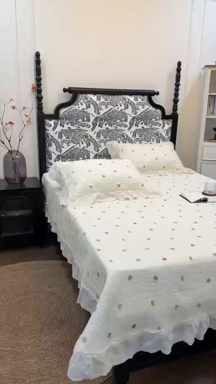 91家纺网 家纺一手货源 找家纺 床盖工厂店 2026新款韩式田园小碎花系双面全棉花边床盖三件套 南瓜糖豆