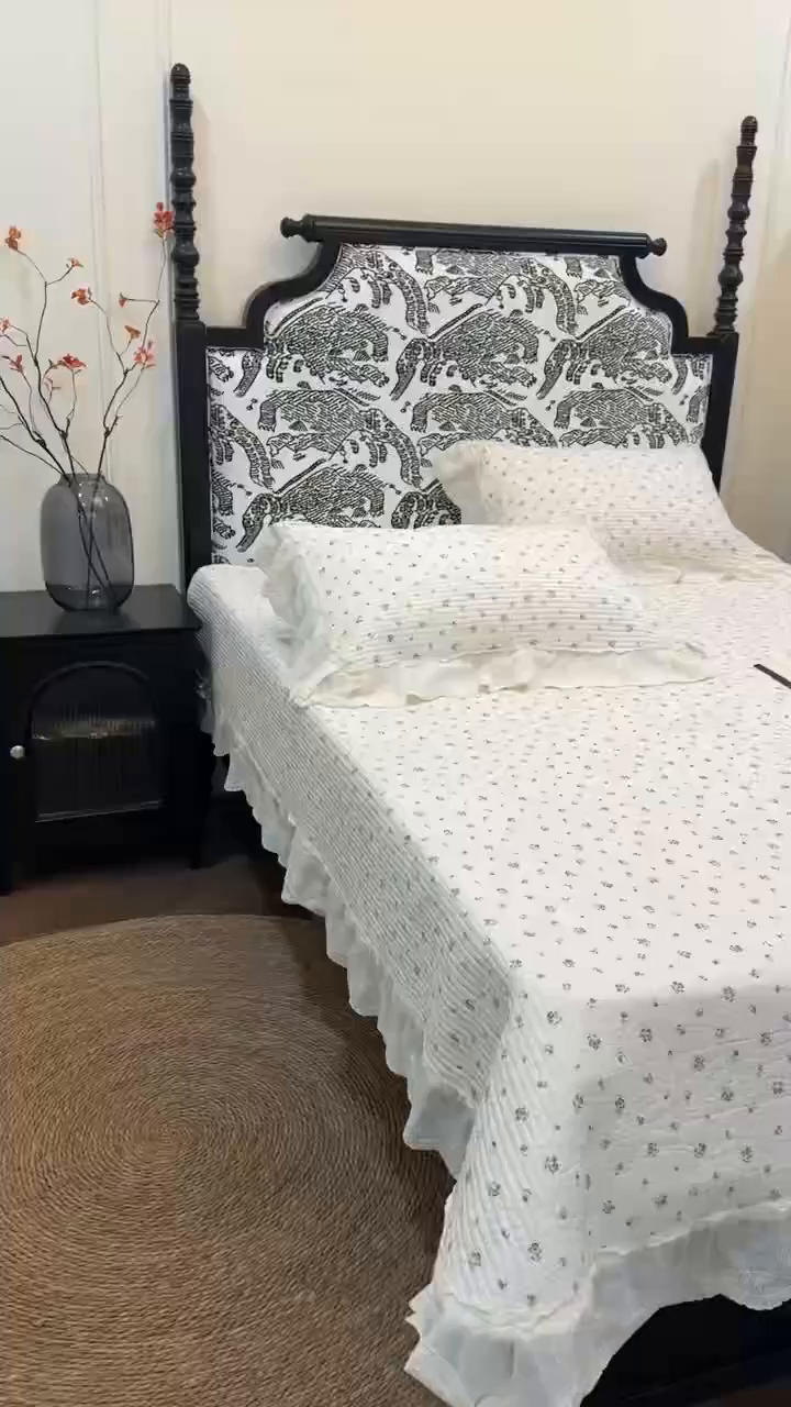 91家纺网 家纺一手货源 找家纺 床盖工厂店 2026新款韩式田园小碎花系双面全棉花边床盖三件套 桃幸一咖