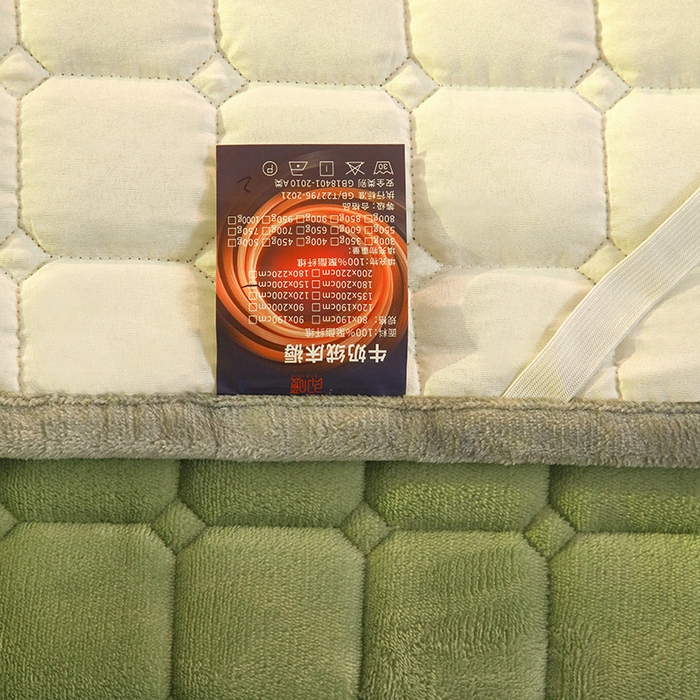 91家纺网 家纺一手货源 找家纺 金禾家纺 2025新款米奇熊牛奶绒床垫床褥子床护垫 米奇熊-绿