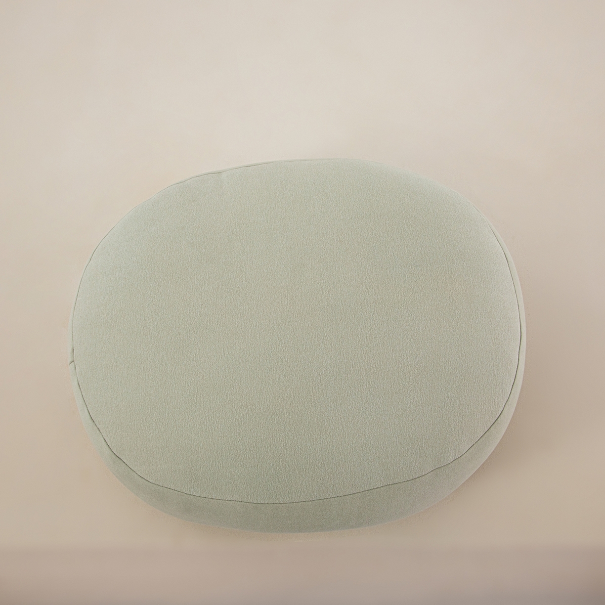 91家纺网 家纺一手货源 找家纺 沐沐家纺 2026新款麂皮绒抱抱枕不可拆洗 淡绿色