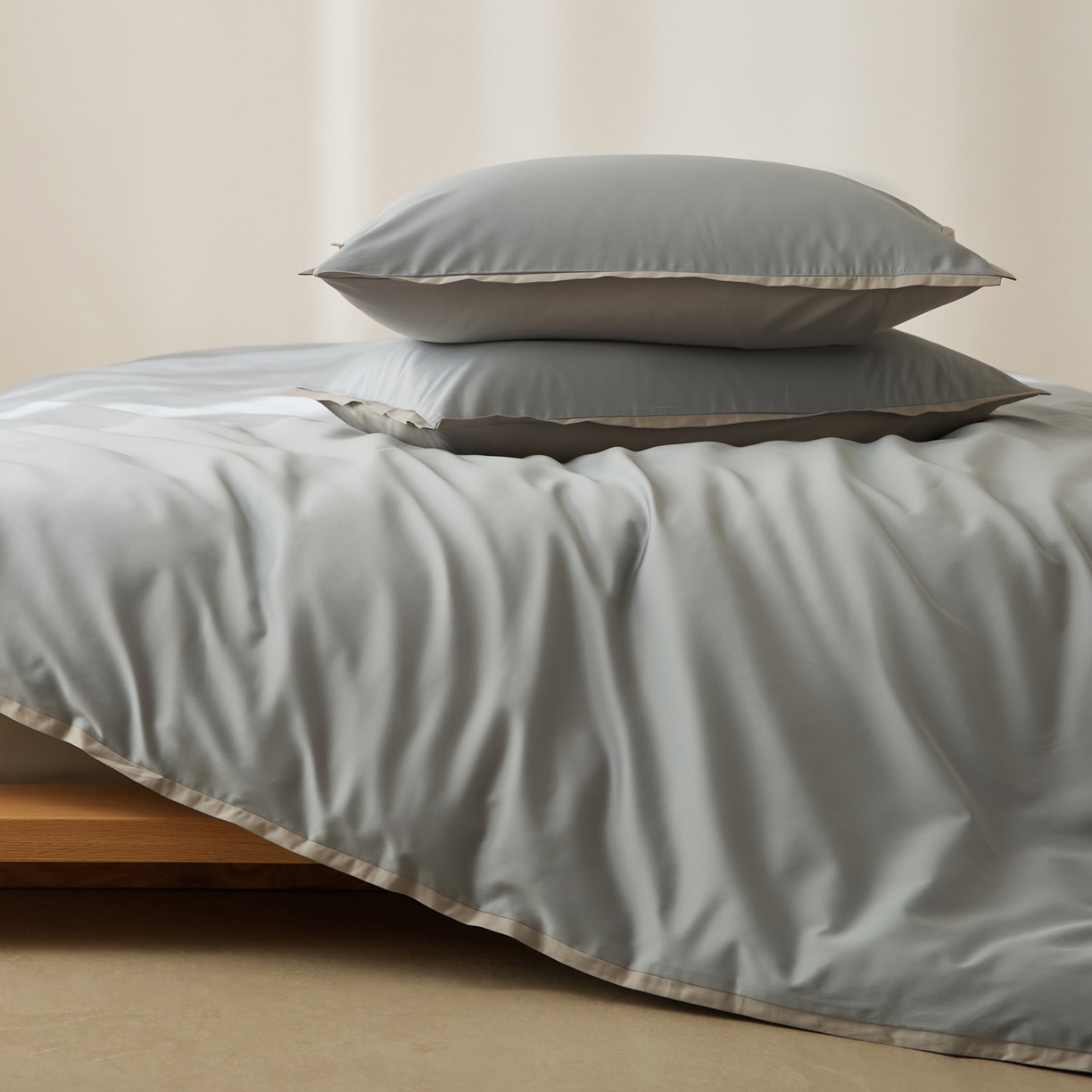 91家纺网 家纺一手货源 找家纺 EH家居 2026新款长绒棉窄边四件套 静谧蓝