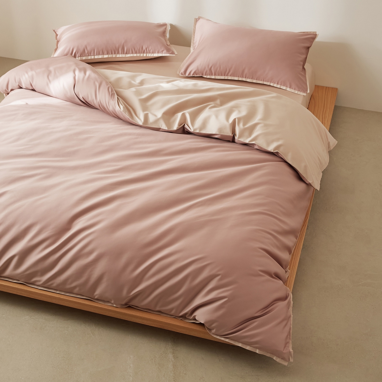 91家纺网 家纺一手货源 找家纺 EH家居 2026新款长绒棉窄边四件套 泡沫粉