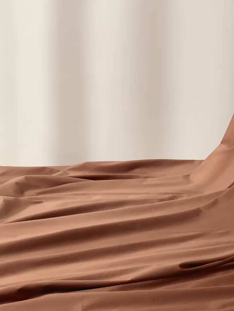 91家纺网 家纺一手货源 找家纺 EH家居 2026新款长绒棉窄边四件套 山核桃棕