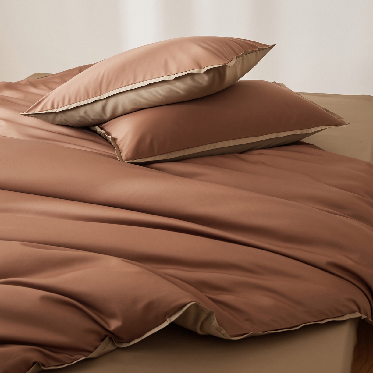 91家纺网 家纺一手货源 找家纺 EH家居 2026新款长绒棉窄边四件套 山核桃棕