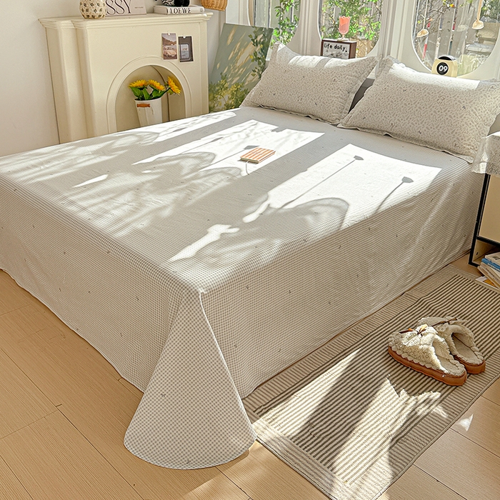 91家纺网 家纺一手货源 找家纺 卡普家居 2025新款全棉13070单品被套 奶霜波波狗