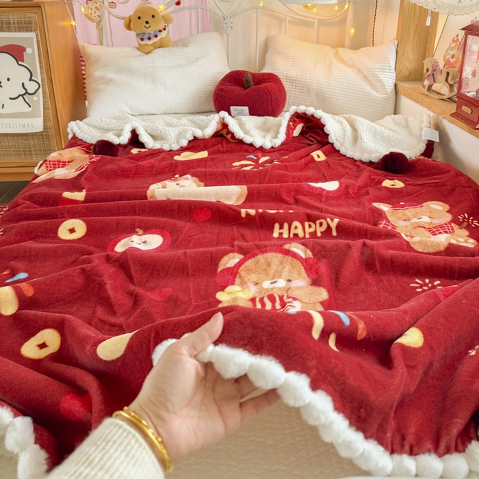 91家纺网 家纺一手货源 找家纺 潮邦创意家居 2026马年新年款数码高克重牛奶绒工艺球毯-萌马乐年系列 萌熊贺马