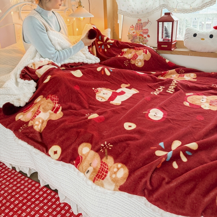 91家纺网 家纺一手货源 找家纺 潮邦创意家居 2026马年新年款数码高克重牛奶绒工艺球毯-萌马乐年系列 萌熊贺马