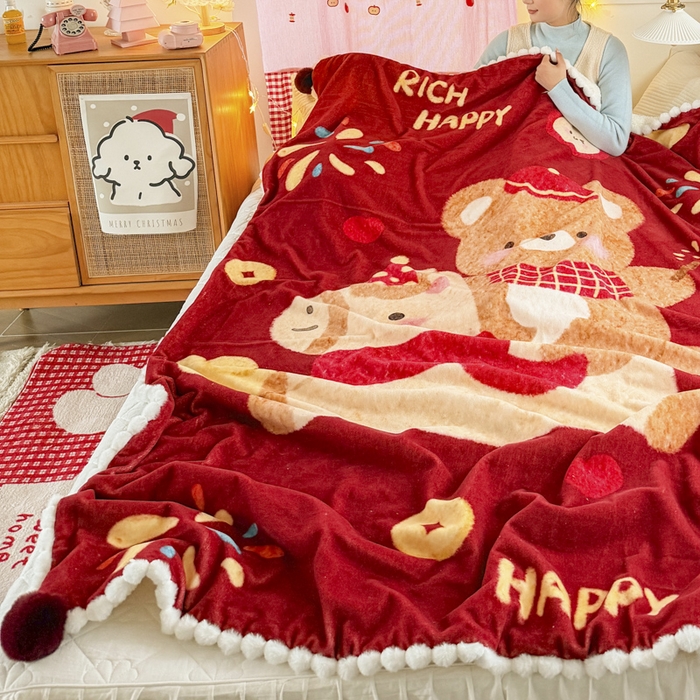 91家纺网 家纺一手货源 找家纺 潮邦创意家居 2026马年新年款数码高克重牛奶绒工艺球毯-萌马乐年系列 熊伴萌驹