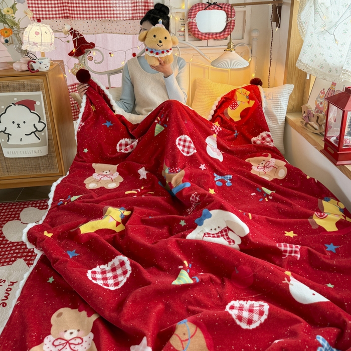 91家纺网 家纺一手货源 找家纺 潮邦创意家居 2026马年新年款数码高克重牛奶绒工艺球毯-萌马乐年系列 甜心木马