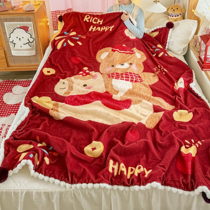 91家纺网 家纺一手货源 找家纺 潮邦创意家居 2026马年新年款数码高克重牛奶绒工艺球毯-萌马乐年系列 熊伴萌驹