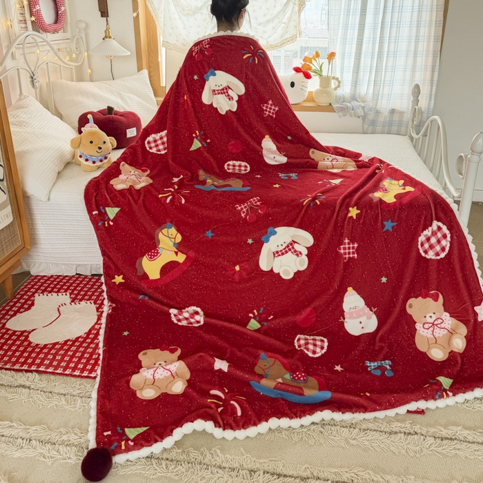 91家纺网 家纺一手货源 找家纺 潮邦创意家居 2026马年新年款数码高克重牛奶绒工艺球毯-萌马乐年系列 甜心木马