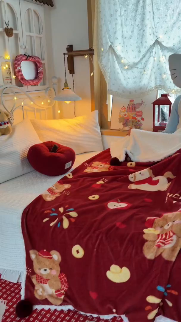 91家纺网 家纺一手货源 找家纺 潮邦创意家居 2026马年新年款数码高克重牛奶绒工艺球毯-萌马乐年系列 萌熊贺马