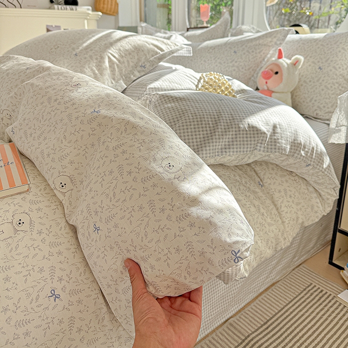 91家纺网 家纺一手货源 找家纺 卡普纯棉全棉四件套13070喷气床单款床笠款三件套 奶霜波波狗