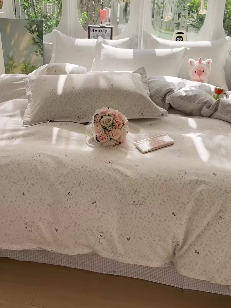 91家纺网 家纺一手货源 找家纺 卡普纯棉全棉四件套13070喷气床单款床笠款三件套 奶霜波波狗