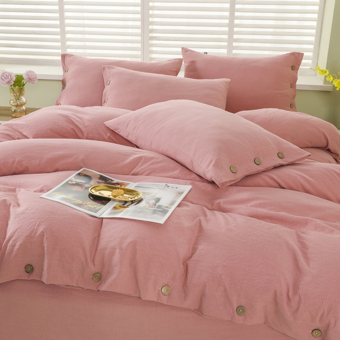 91家纺网 家纺一手货源 找家纺 博婷 2026新款水洗棉麻皱皱纱纽扣工艺款四件套 豆沙