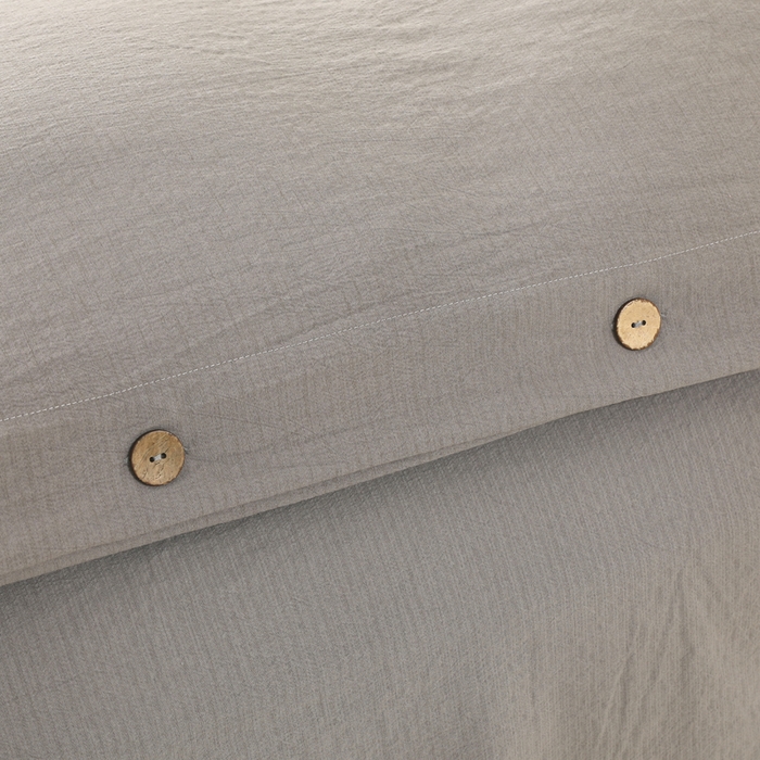 91家纺网 家纺一手货源 找家纺 博婷 2026新款水洗棉麻皱皱纱纽扣工艺款四件套 灰色