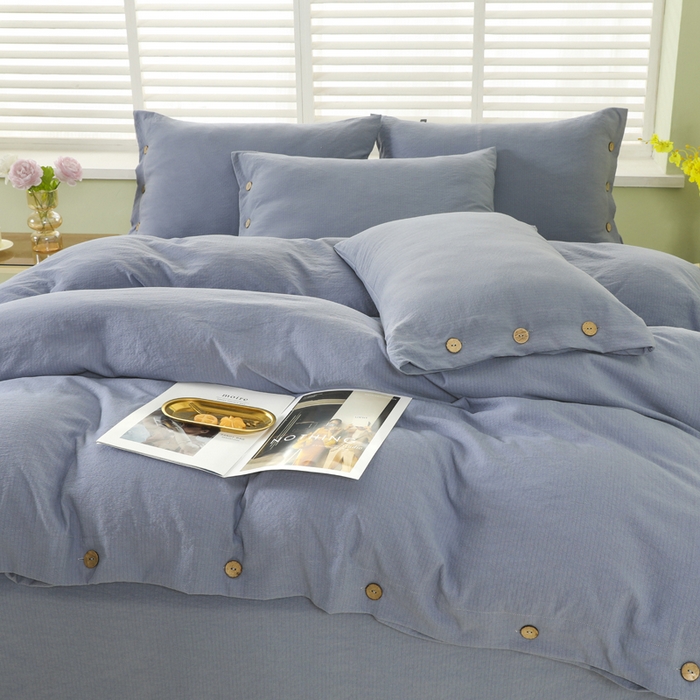 91家纺网 家纺一手货源 找家纺 博婷 2026新款水洗棉麻皱皱纱纽扣工艺款四件套 蓝色