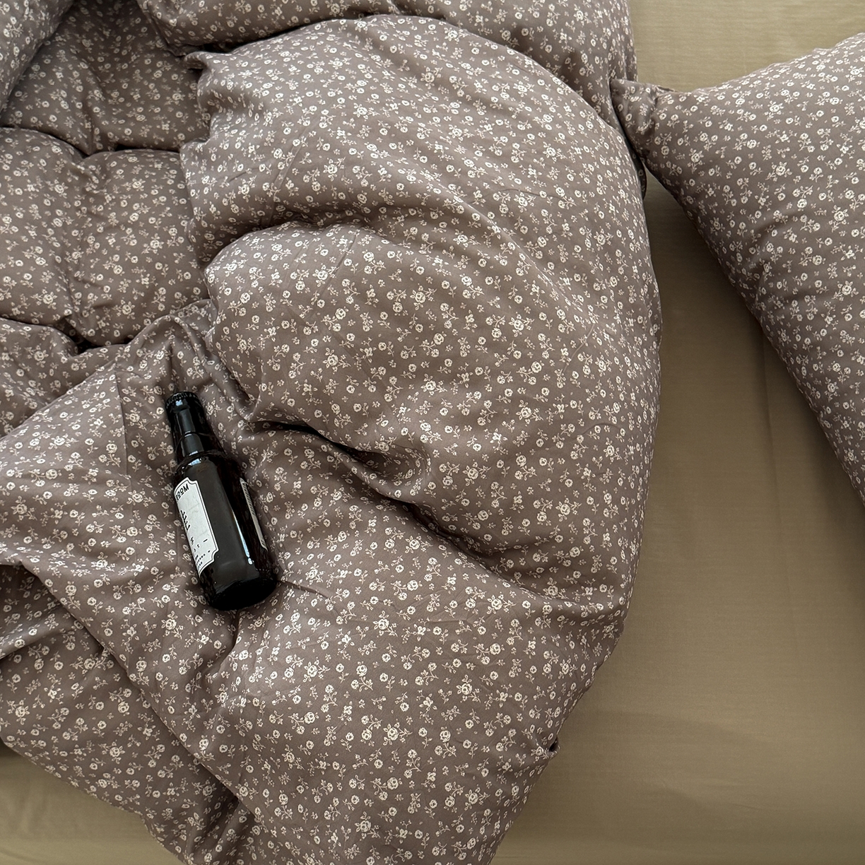 91家纺网 家纺一手货源 找家纺 蜜宿 2026新款全棉双层纱四件套（碎花款） 海棠旧梦