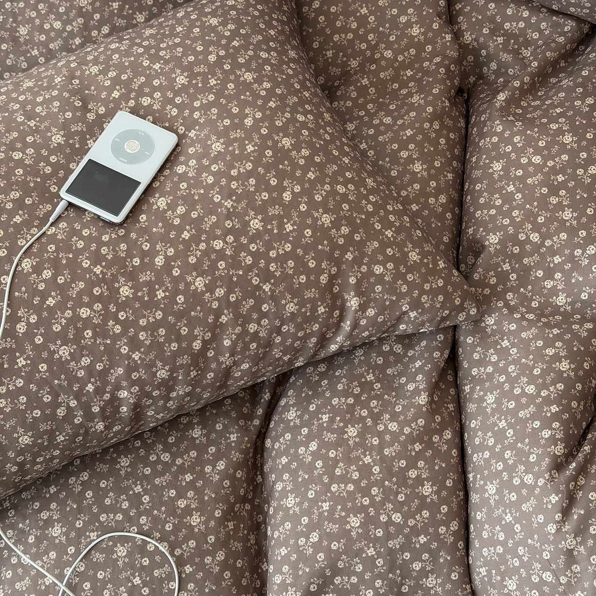 91家纺网 家纺一手货源 找家纺 蜜宿 2026新款全棉双层纱四件套（碎花款） 海棠旧梦